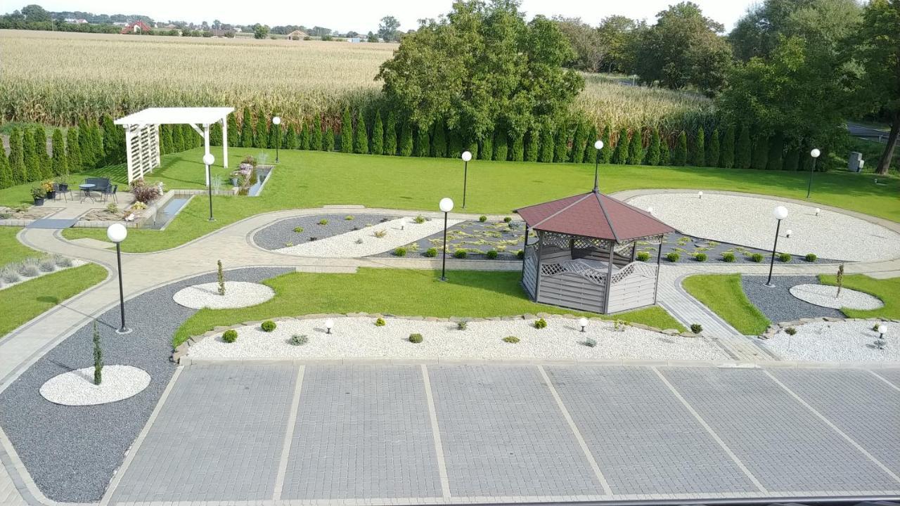Perla Kujaw Bed & Breakfast Radziejow Exterior photo