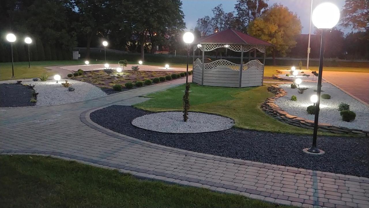 Perla Kujaw Bed & Breakfast Radziejow Exterior photo