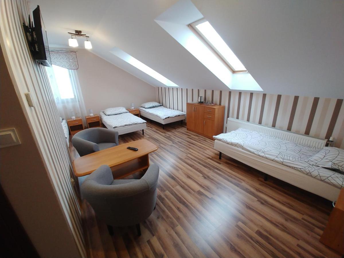 Perla Kujaw Bed & Breakfast Radziejow Exterior photo